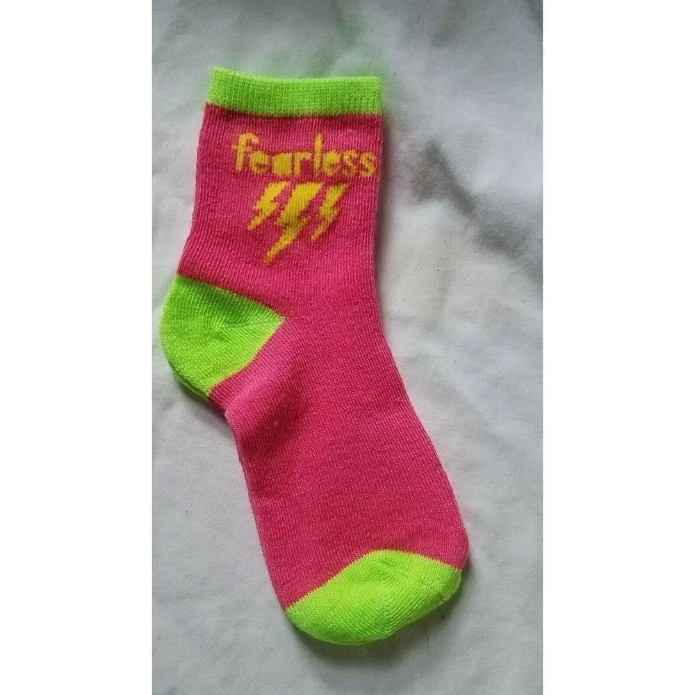 142 Girls Socks by Bullseye's Playground Size 7-8.5 (9 Pairs 3 Designs)